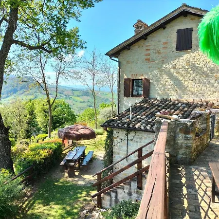 Old House * Penna San Giovanni