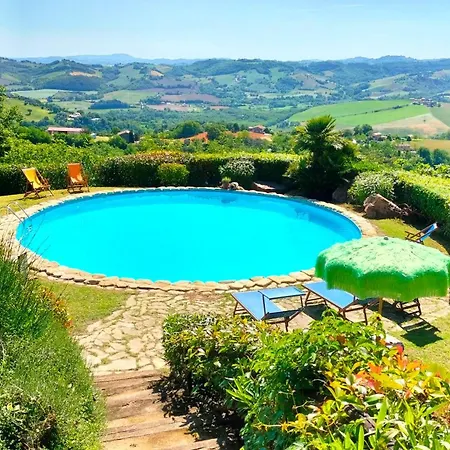 Old House * Penna San Giovanni