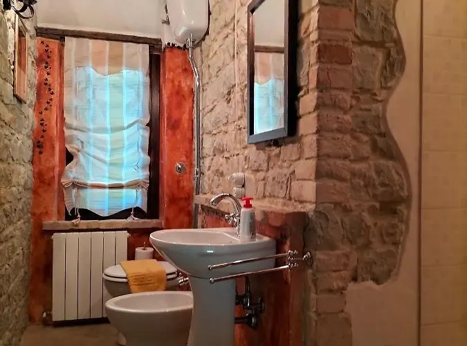 Old House Βίλα Penna San Giovanni