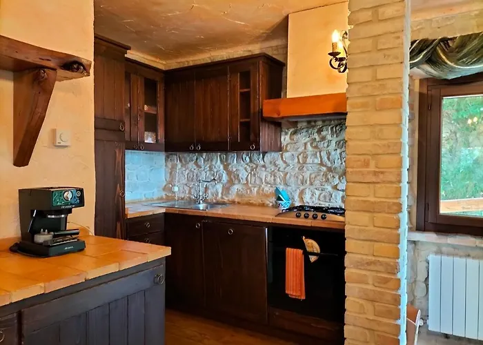 Old House * Penna San Giovanni