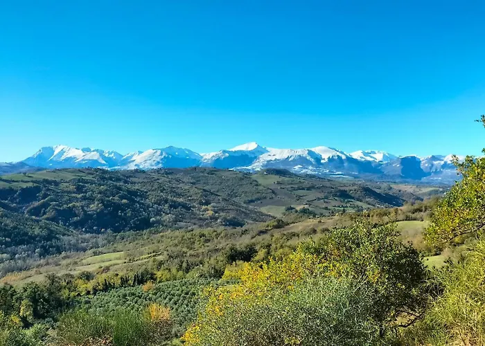 Old House * Penna San Giovanni