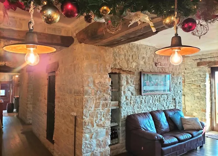 Old House Βίλα Penna San Giovanni